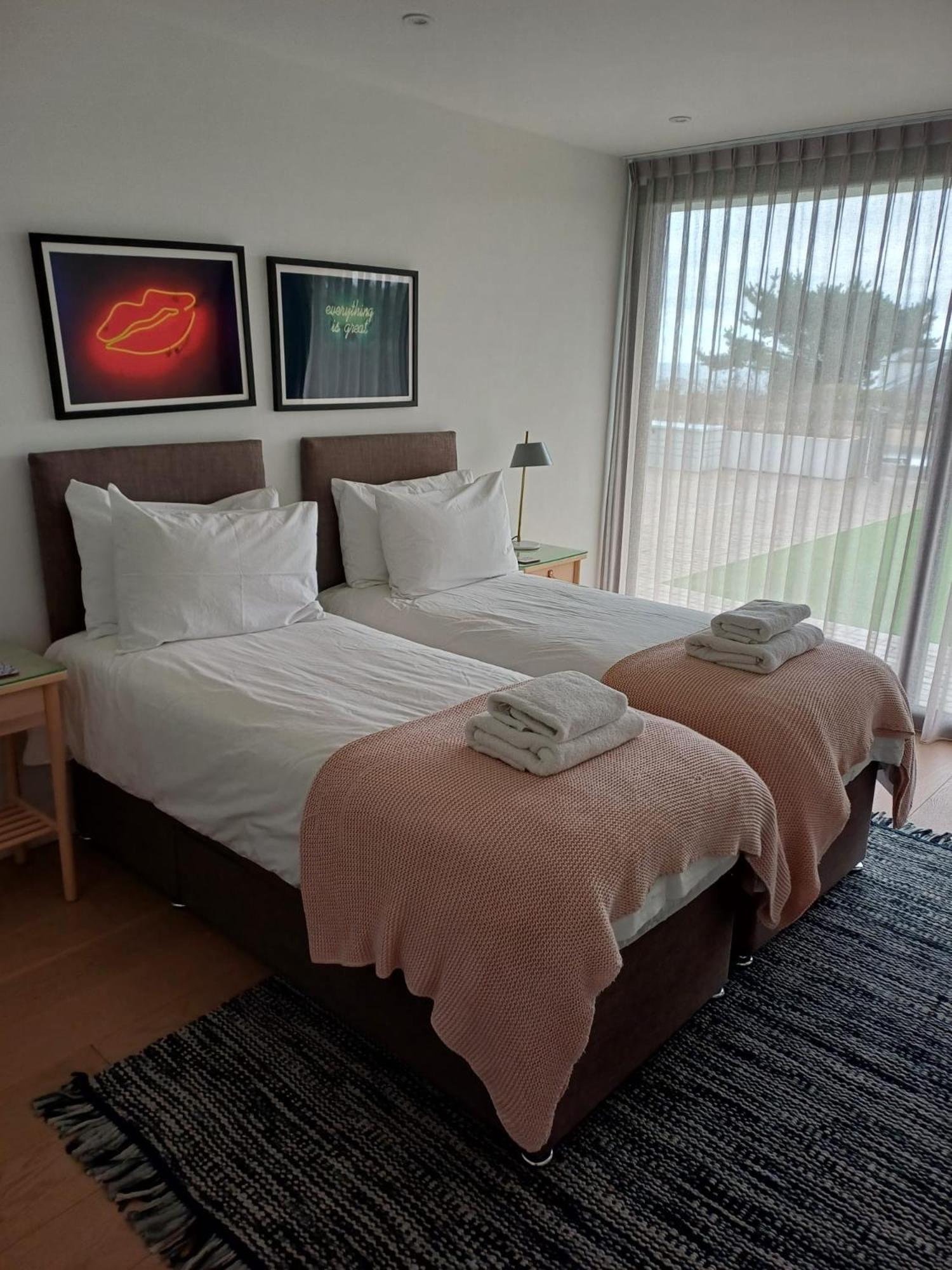 1 The Bay - Stunning Contemporary Flat On The Scottish Coast Apartment Coldingham Ngoại thất bức ảnh